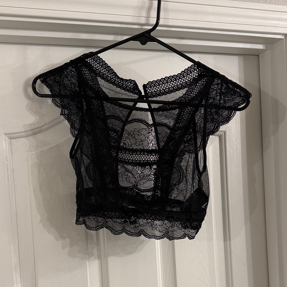 Black Lace Crop Top